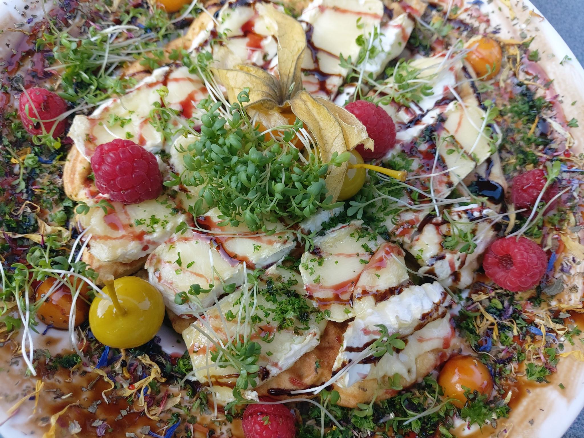 Waffel Camembert
